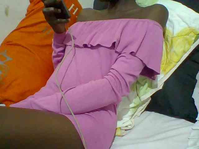 Sky_Sophia webcam