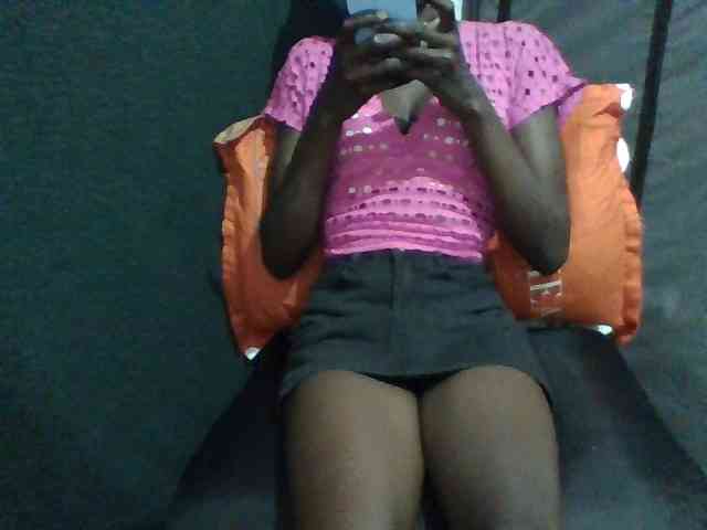 Sky_Sophia webcam