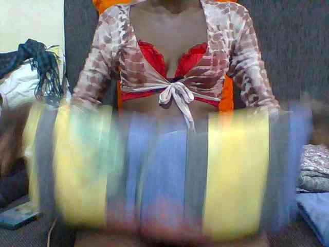 Sky_Sophia webcam