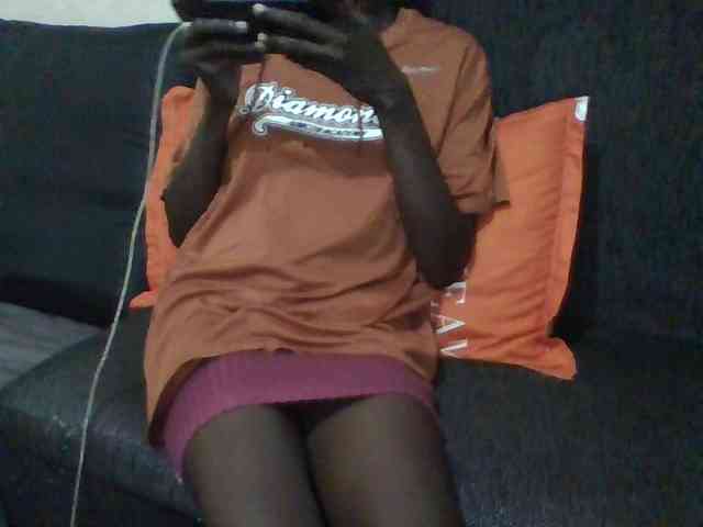 Sky_Sophia webcam