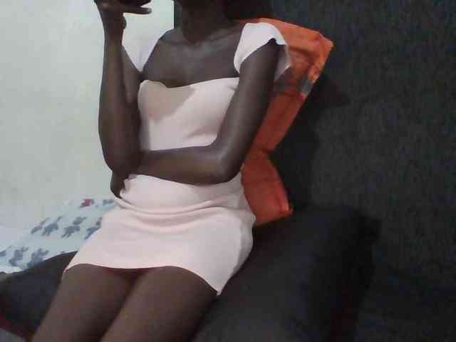 Sky_Sophia webcam