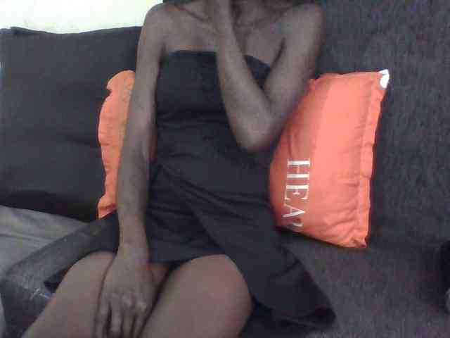 Sky_Sophia webcam
