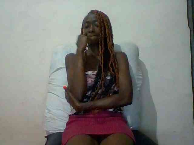 Sky_Sophia webcam