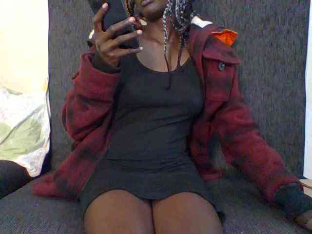 Sky_Sophia webcam