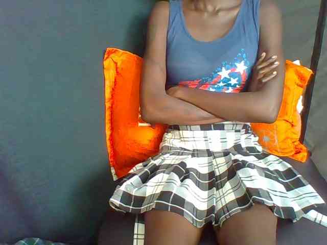 Sky_Sophia webcam