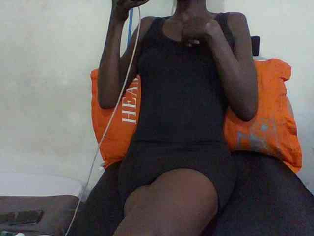 Sky_Sophia webcam