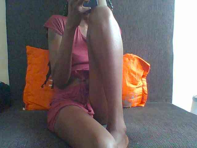 Modella: Sky_Sophia