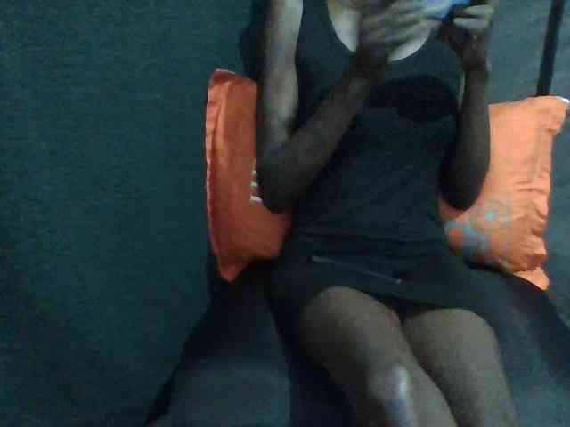 Sky_Sophia webcam