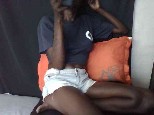 Sky_Sophia webcam