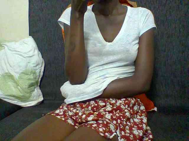 Sky_Sophia webcam