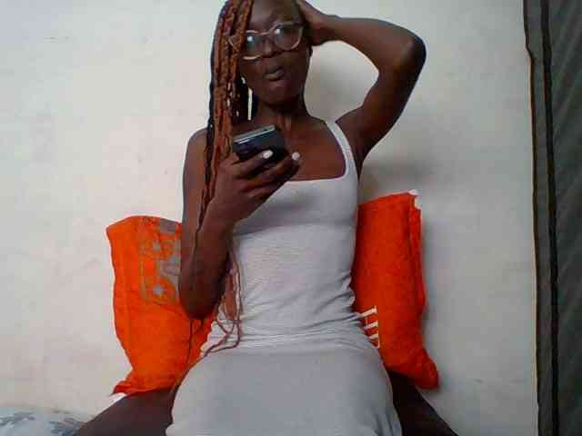 Sky_Sophia webcam