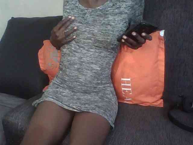 Sky_Sophia webcam