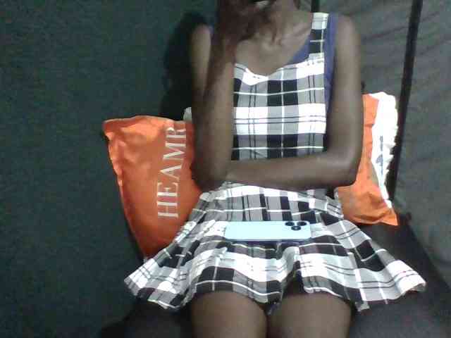 Sky_Sophia webcam