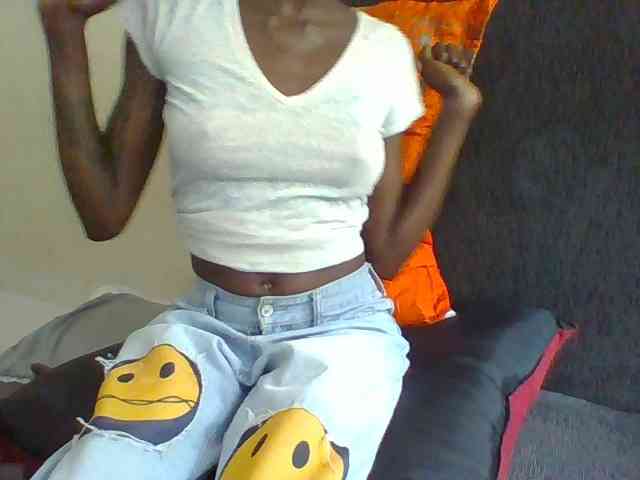 Sky_Sophia webcam