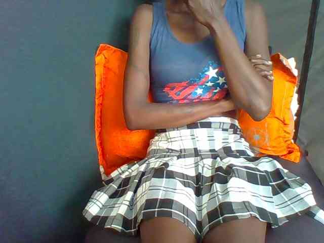 Sky_Sophia webcam