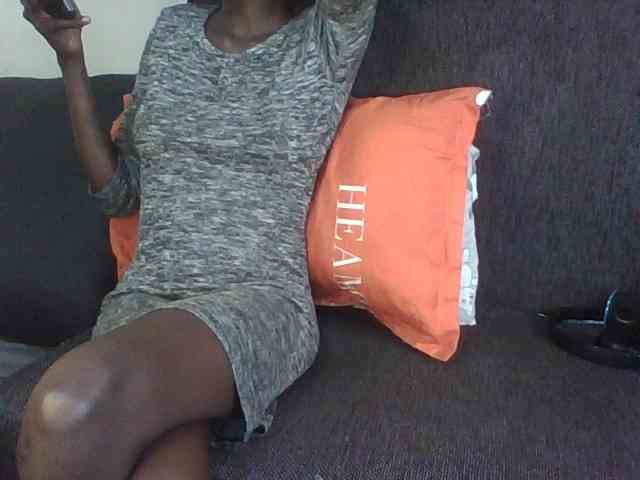 Sky_Sophia webcam