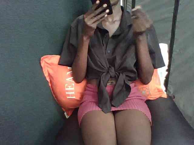 Sky_Sophia webcam