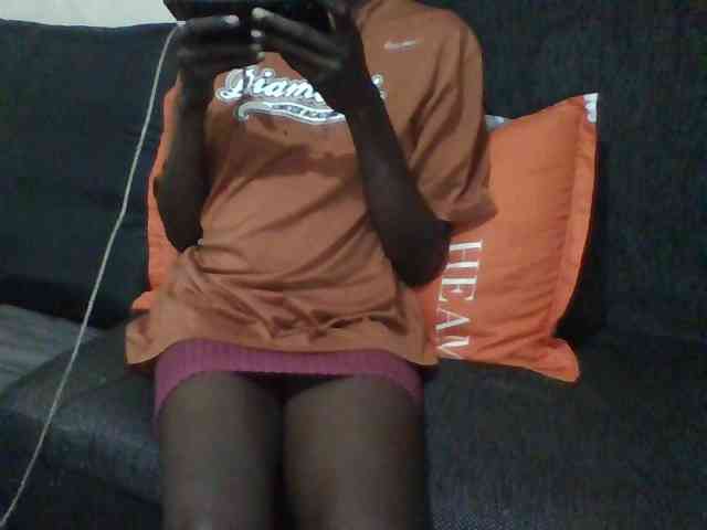 Sky_Sophia webcam