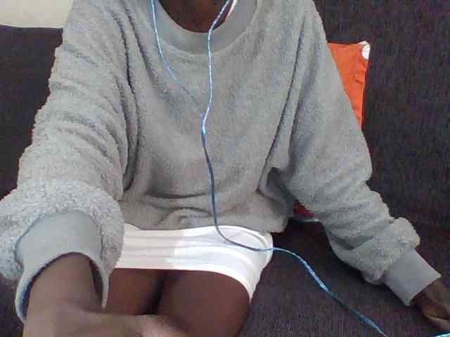 Sky_Sophia webcam
