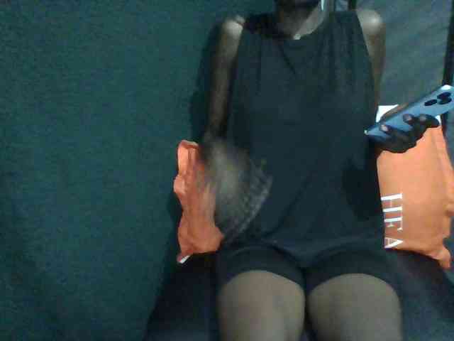 Sky_Sophia webcam