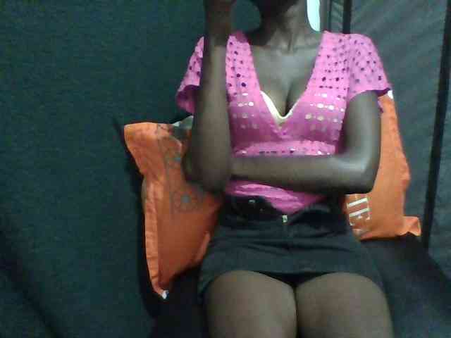 Sky_Sophia webcam