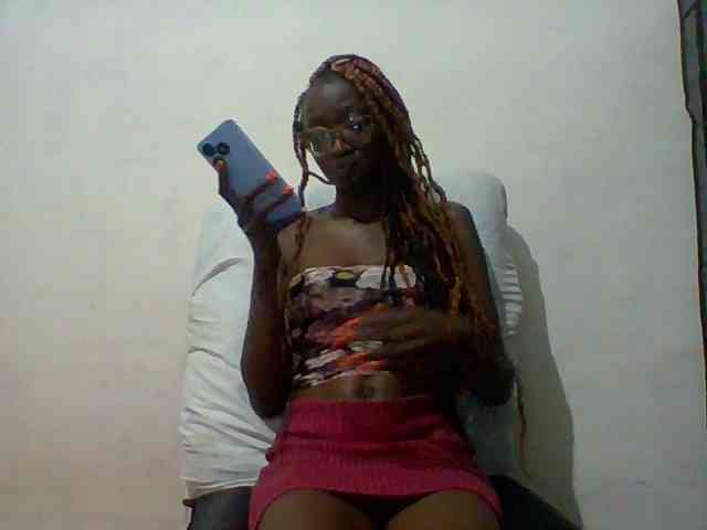 Sky_Sophia webcam