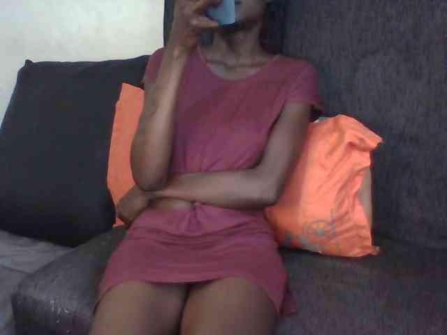Sky_Sophia webcam