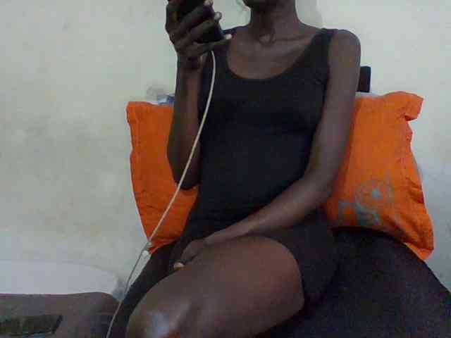 Sky_Sophia webcam