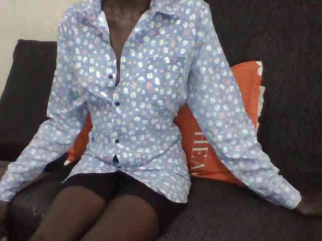 Sky_Sophia webcam