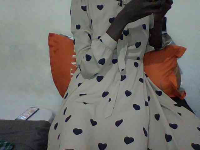 Sky_Sophia webcam
