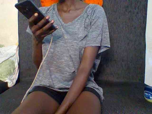 Sky_Sophia webcam