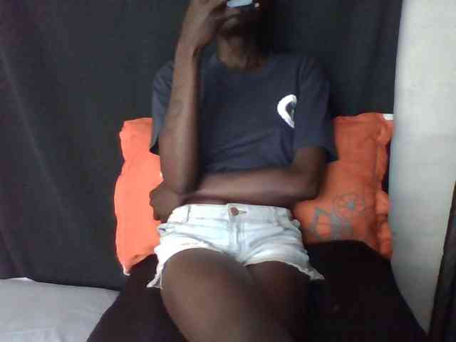 Sky_Sophia webcam