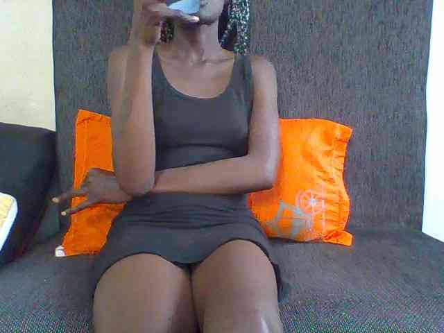 Sky_Sophia webcam