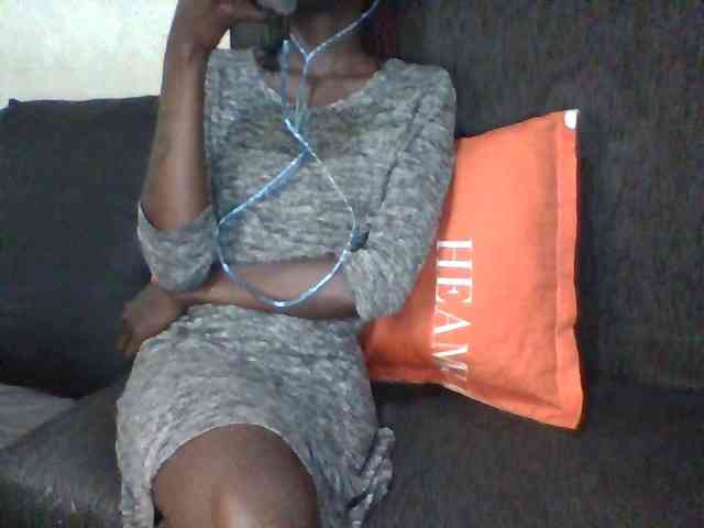 Sky_Sophia webcam