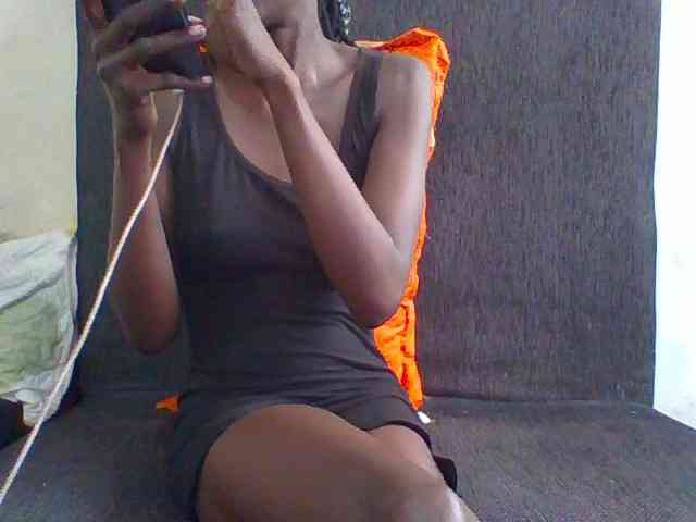 Sky_Sophia webcam