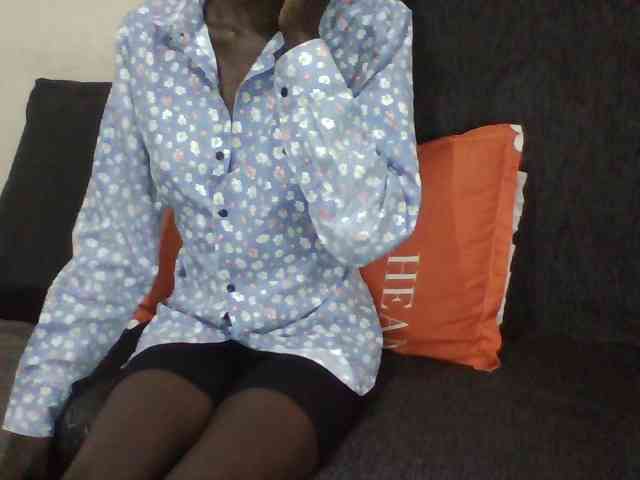 Sky_Sophia webcam