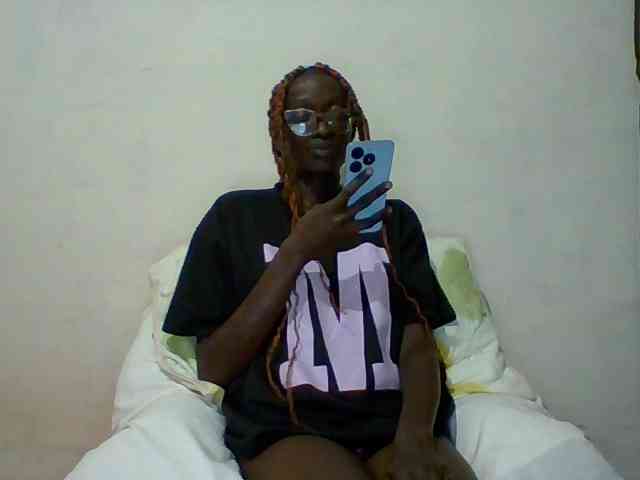 Sky_Sophia webcam
