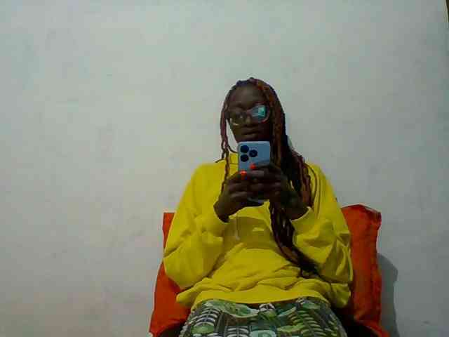 Sky_Sophia webcam
