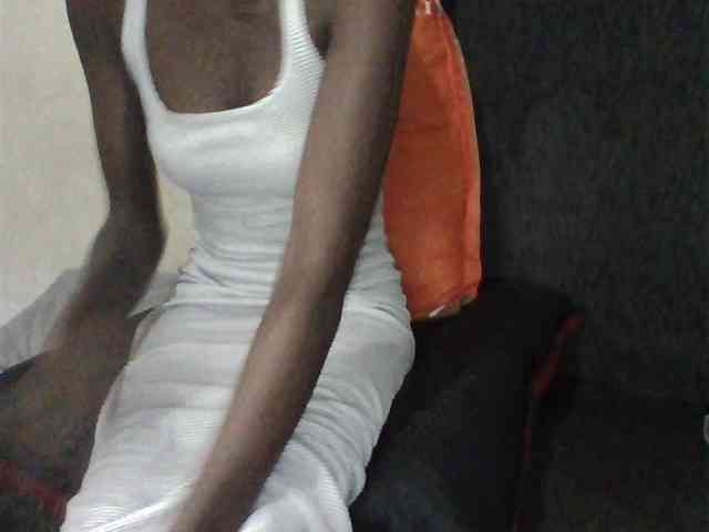 Sky_Sophia webcam