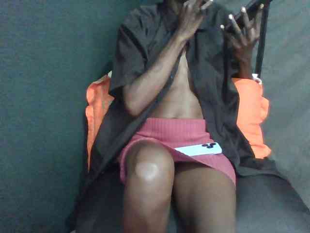 Sky_Sophia webcam
