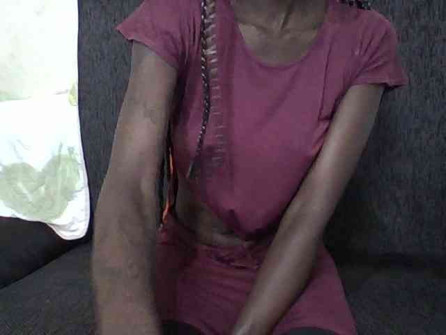 Sky_Sophia webcam