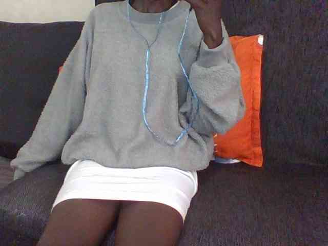 Sky_Sophia webcam