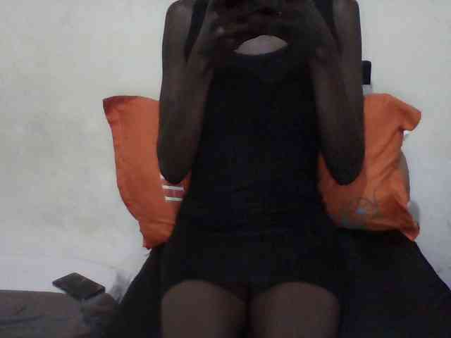 Sky_Sophia webcam