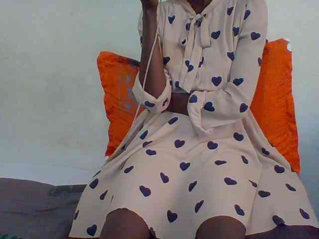 Sky_Sophia webcam
