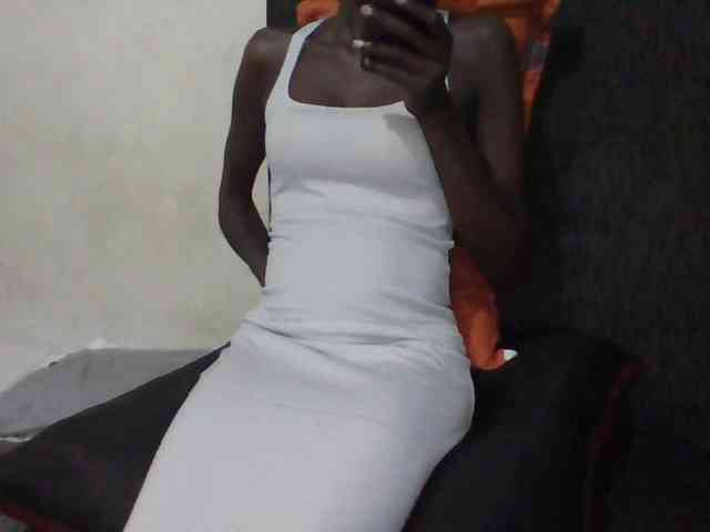 Sky_Sophia webcam