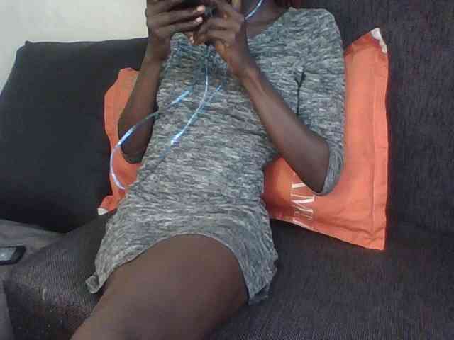 Sky_Sophia webcam