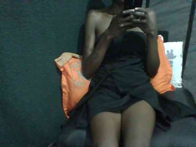 Sky_Sophia webcam