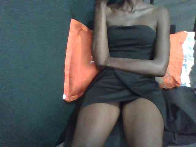 Sky_Sophia webcam