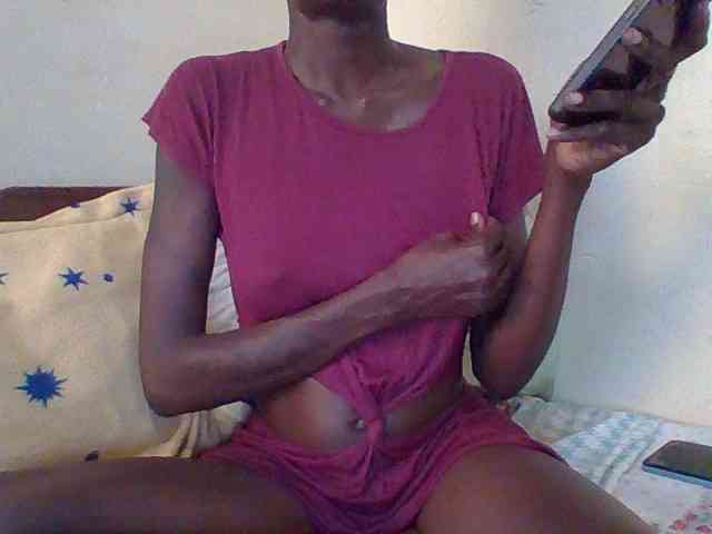 Sky_Sophia webcam