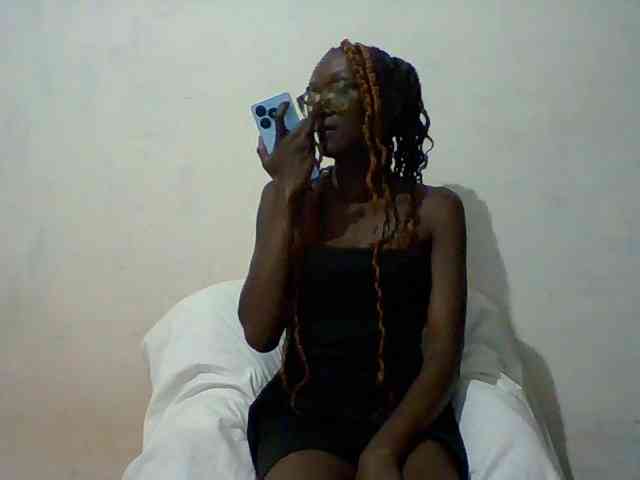 Sky_Sophia webcam